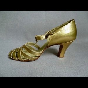 1930s Vintage Pale Gold T- Bar Evening Shoes 8.5 9